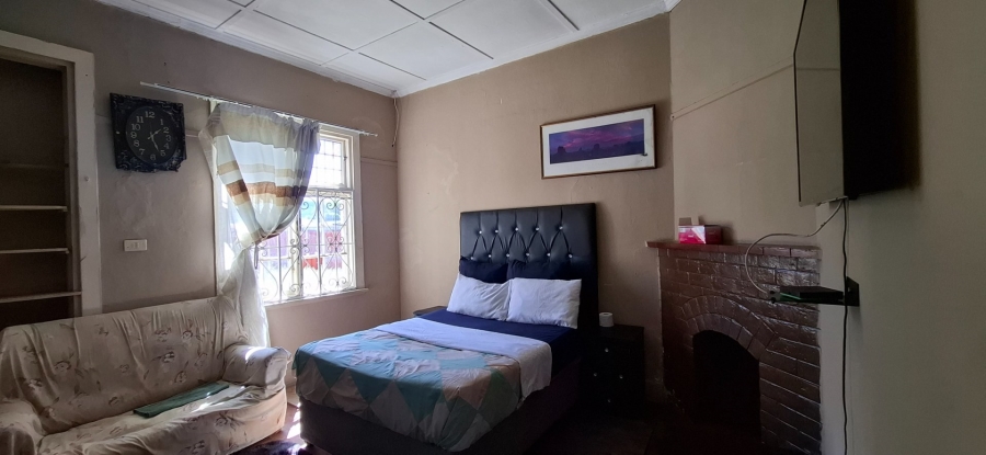 5 Bedroom Property for Sale in Ficksburg Free State